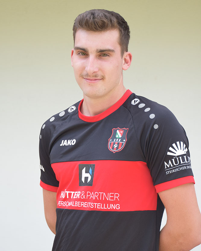 Simon Strauß